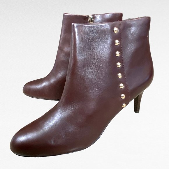 Coach COMFY Ankle Booties Brown Leather Gold Stud Accents 3” Heel Sz 9.5 - Picture 3 of 10